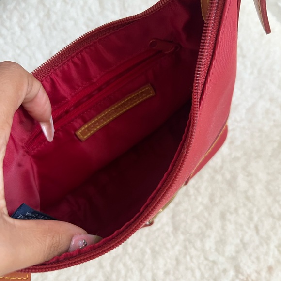 ‼️SOLD ON DEPOP‼️Tommy Hilfiger mini shoulder bag - Picture 5 of 7